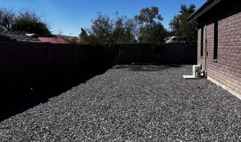 15230 S COUNTRY CLUB Way, Arizona City, AZ 85123