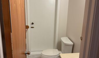 3925 Waldenwood Dr, Ann Arbor, MI 48105