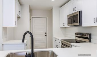 8870 W RAFAEL Dr, Arizona City, AZ 85123