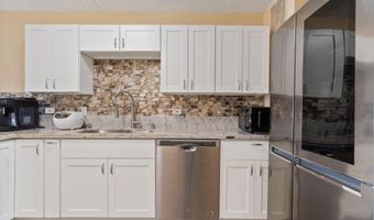 111 KAHULUI BEACH Rd A203, Kahului, HI 96732