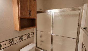 16427 Farm Road 2007, Aurora, MO 65605