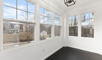 2016 32ND St SE, Washington, DC 20020