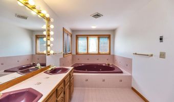 8 Longview Dr, Bow, NH 03304