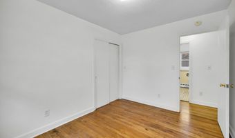 35 Burnham Rd, Avon, CT 06001