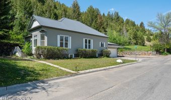 411 W 7th St, Anaconda, MT 59711