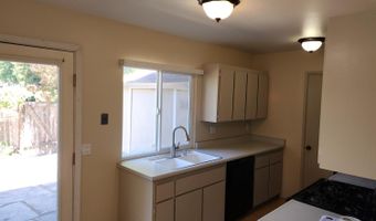 5015 Charmian Dr, Santa Rosa, CA 95409