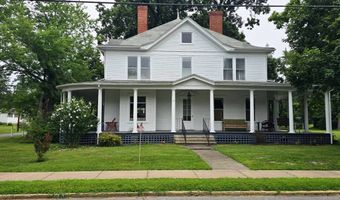 192 Clay St, Alderson, WV 24910