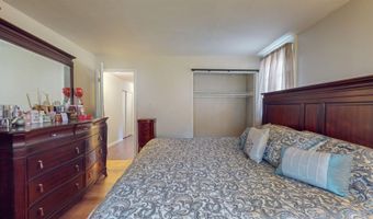 3 Stone Cir, Absecon, NJ 08201
