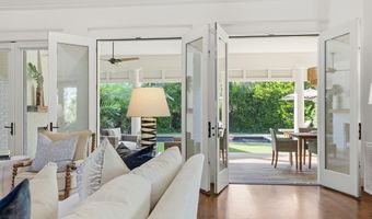 698 BEACH Ave, Atlantic Beach, FL 32233