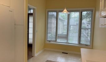 1964 Boulder Dr, Ann Arbor, MI 48104