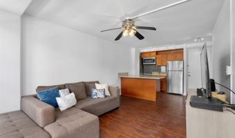 445 Kaiolu St 407, Honolulu, HI 96815