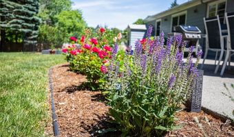 71 Primrose Hill Rd, Barrington, RI 02806