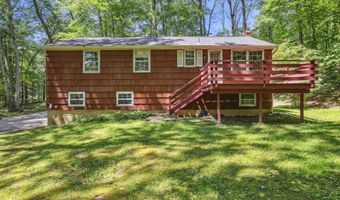 10 New Light Dr, Danbury, CT 06810