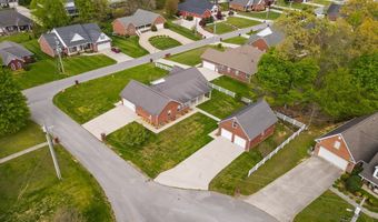 372 Brookside Dr, Algood, TN 38506