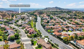 6701 E Leafwood Dr, Anaheim, CA 92807