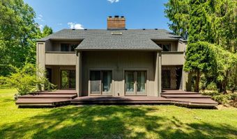 3447 River Pines Dr, Ann Arbor, MI 48103