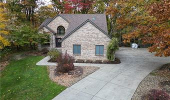 370 Wilcox Rd, Austintown, OH 44515