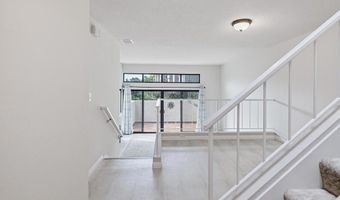 5715 Baltimore Dr 23, La Mesa, CA 91942