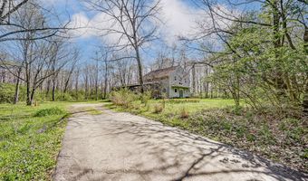 4300 Old Mill Rd, Springfield, OH 45502
