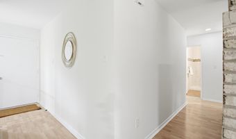 4024 IVA Ln, Annandale, VA 22003