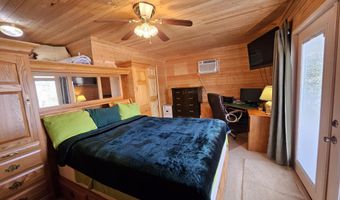 2678 Linda Ln, Alford, FL 32420