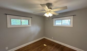 6 Tarinelli Cir, Bridgeport, CT 06606
