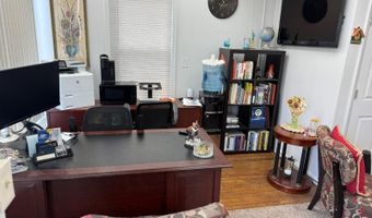 186 E Black Well St, Andover, NJ 07801