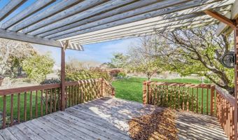 2214 Buchanan Dr, Ames, IA 50010