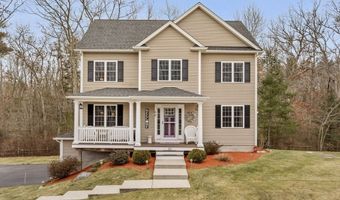 60 Avalon Dr, Attleboro, MA 02703