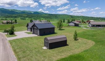 92 ASHLEY Dr, Alpine, WY 83128