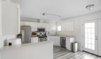 1312 Hickory Ln NE, Arab, AL 35016