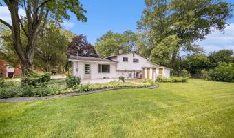 2923 Burlington Ct, Ann Arbor, MI 48105