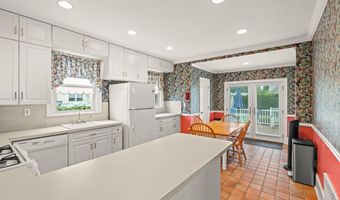 315 Allen Ave, Allenhurst, NJ 07711