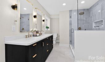3617 Woodleaf Rd, Charlotte, NC 28205