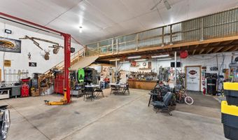 1422 MCCLOUD Rd, Aledo, IL 61231