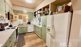 908 Pine St, Anatone, WA 99401