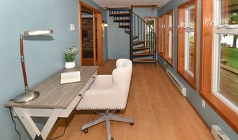 96 Avery Shrs, Coventry, CT 06238