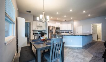 261 WALKERS POINT Dr, Auburndale, FL 33823