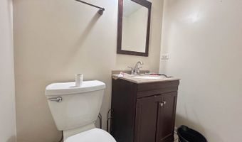 10 N ADAMS Dr, Addison, IL 60101