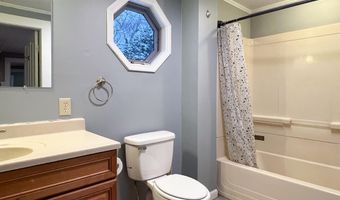 178 Birch St, Bangor, ME 04401