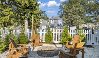 240 Timberline Rd, Toms River, NJ 08753