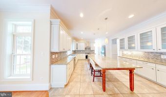 6403 EARLHAM Dr, Bethesda, MD 20817