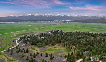 6 Maria Kalea St, Cascade, ID 83611