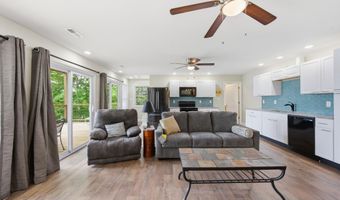 22125 Driftwood Ln, Abingdon, VA 24211