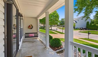 329 Gateford Dr, Ballwin, MO 63021
