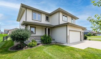 1615 NE Vicksburg Dr, Ankeny, IA 50021