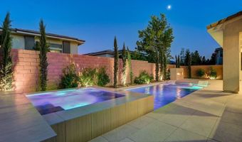 68 Grey Feather Dr, Las Vegas, NV 89135
