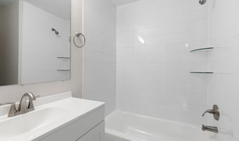 13602 WOODEDGE Dr, Bowie, MD 20720