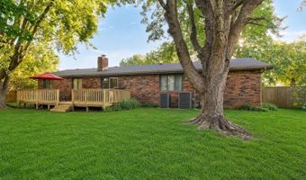 1626 Porter Ave, Aurora, MO 65605