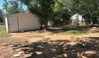 505 S Sycamore St, Archer City, TX 76351